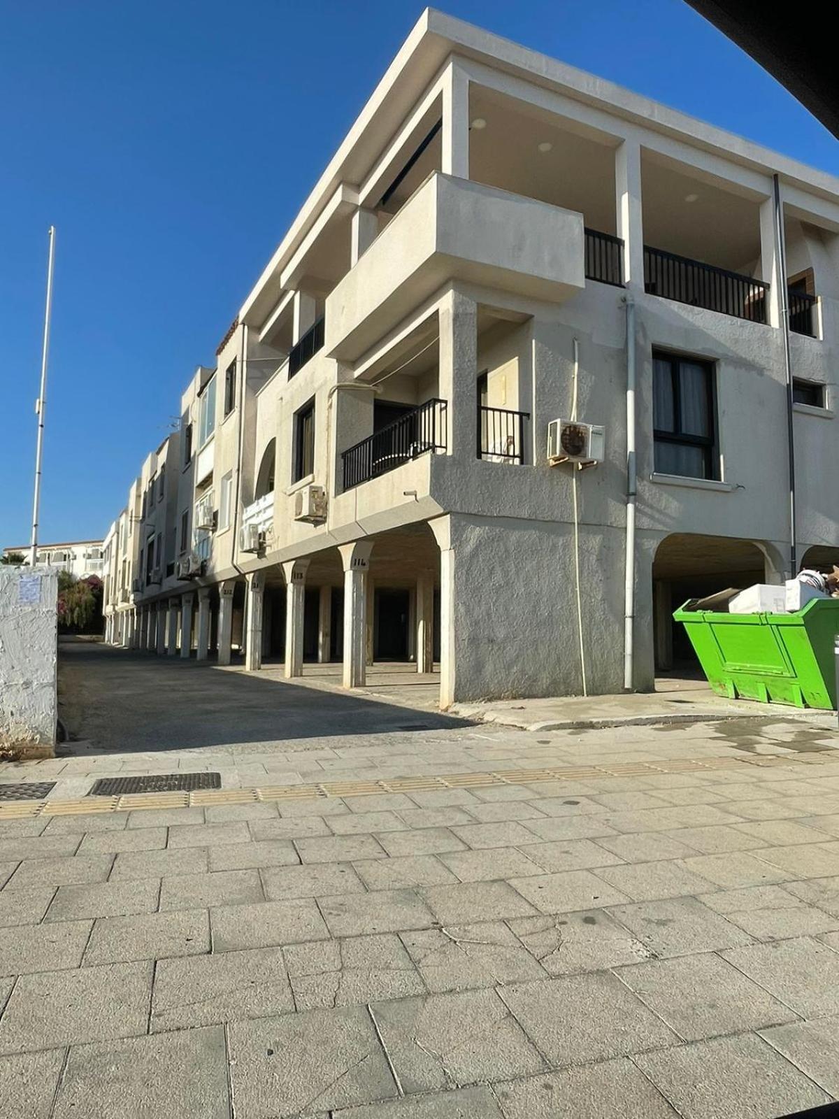 Mad Beach Protaras Exteriör bild